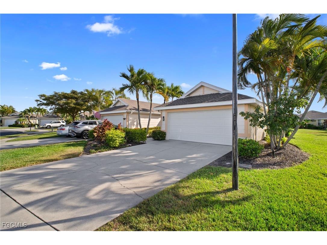 3525 Arclight Court Fort Myers FL 33916 2025020469 image4