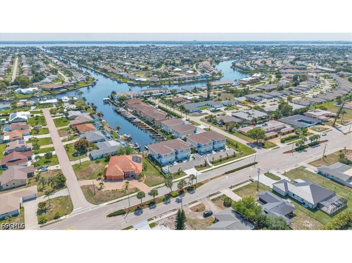 3527 Country Club Boulevard Cape Coral FL 33904 2026015650 image45