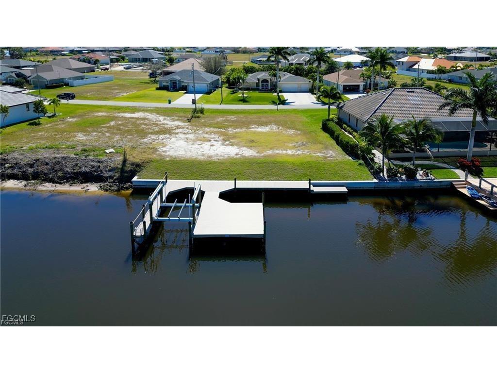 3527 NW 21st Terrace Cape Coral FL 33993 2026003378 image1