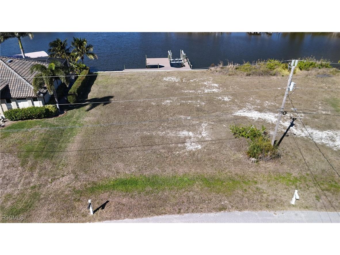3527 NW 21st Terrace Cape Coral FL 33993 2026003378 image7