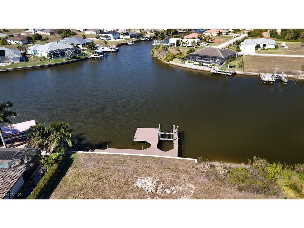 3527 NW 21st Terrace Cape Coral FL 33993 2026003378 image8