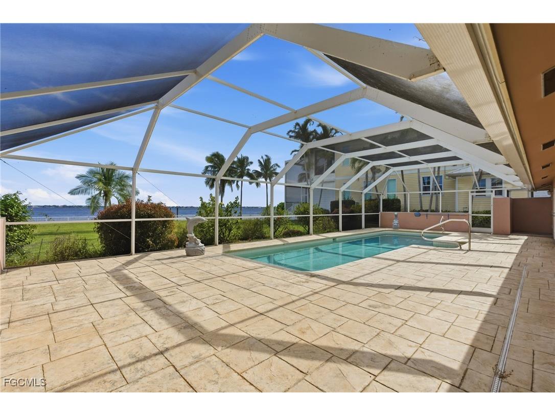 3527 SE 22nd Place Cape Coral FL 33904 2025019881 image22