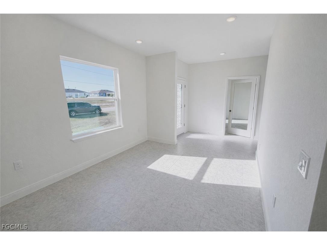 3529 NW 41st Place Cape Coral FL 33993 2025025154 image7