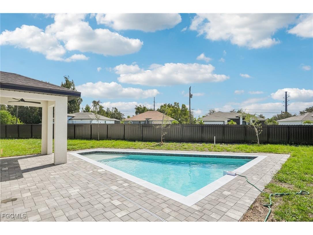 353 El Dorado Boulevard S Cape Coral FL 33991 2025000790 image31
