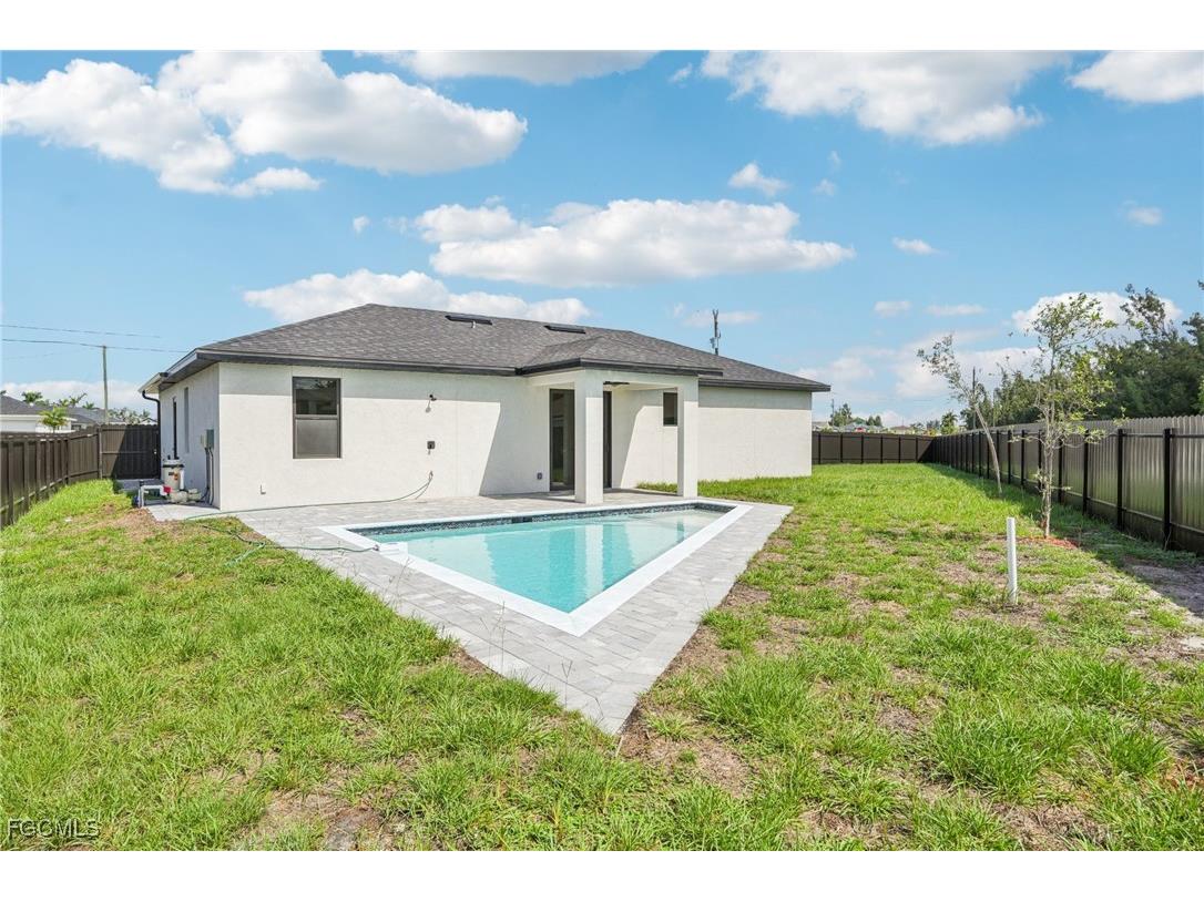 353 El Dorado Boulevard S Cape Coral FL 33991 2025000790 image33