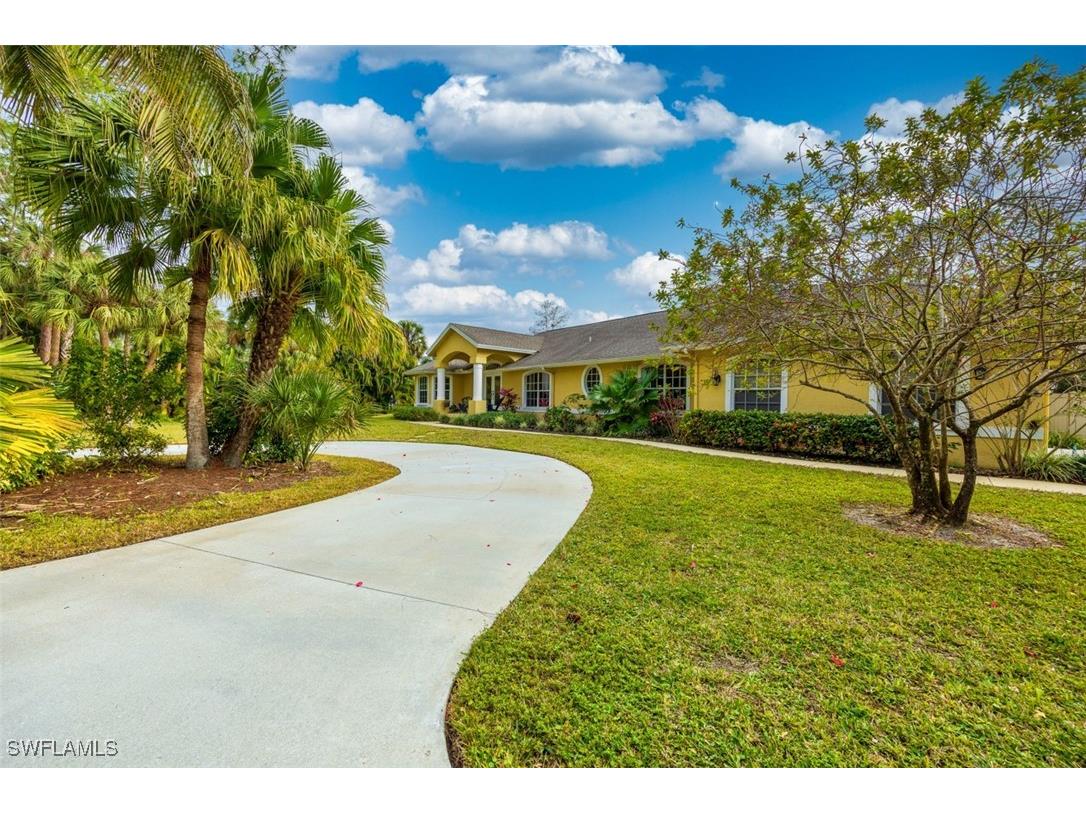 3530 1st Avenue SW Naples FL 34117 225009174 image1