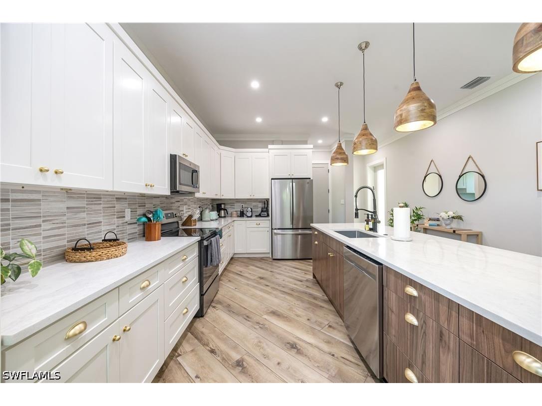 3530 Hibiscus Avenue Naples FL 34104 226017638 image9
