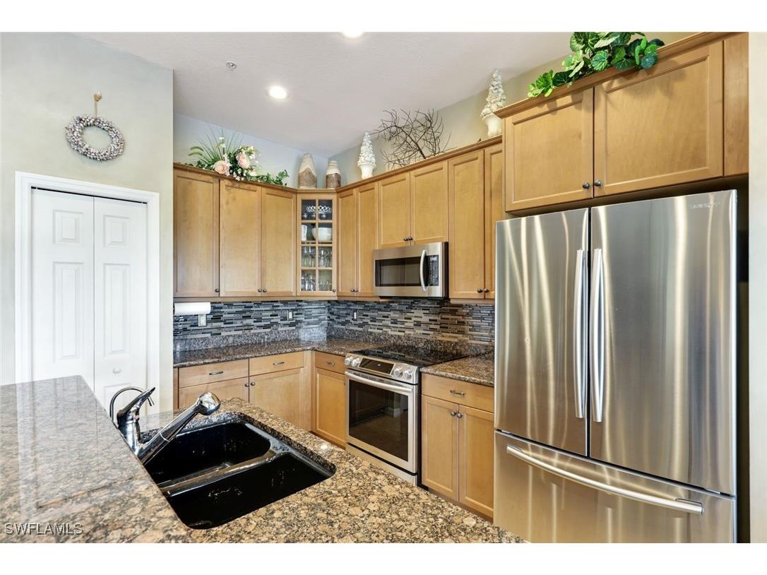 3530 Lansing Loop #202 Estero FL 33928 225071675 image15