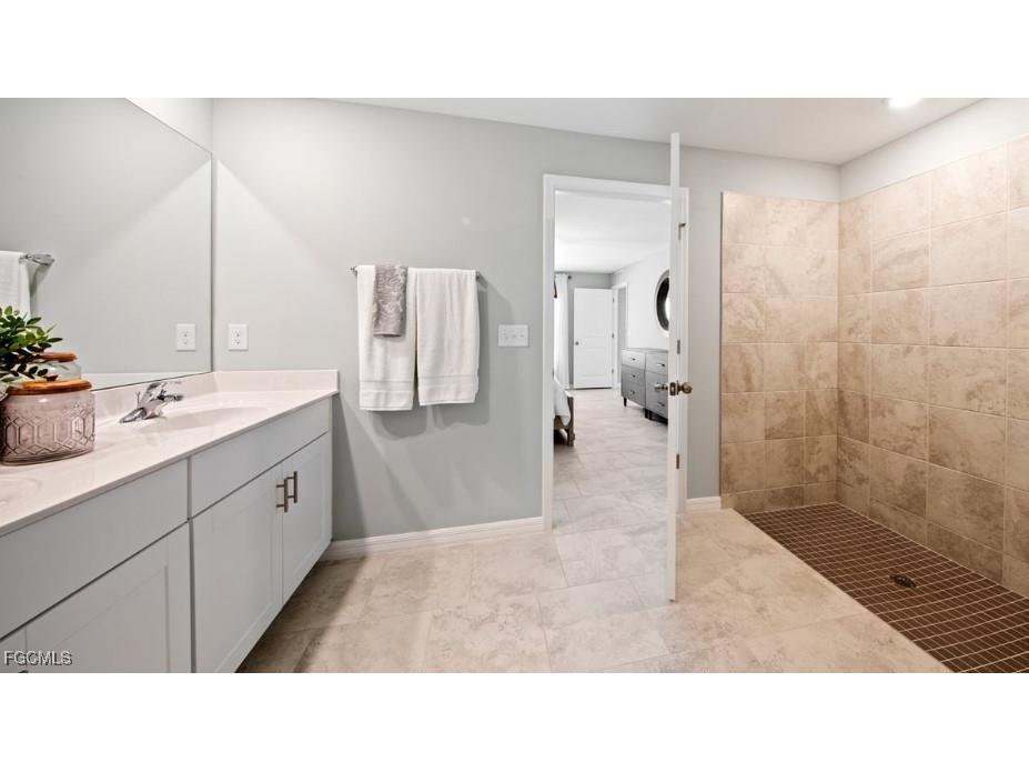 3530 NE 21st Avenue Cape Coral FL 33909 2025010497 image11