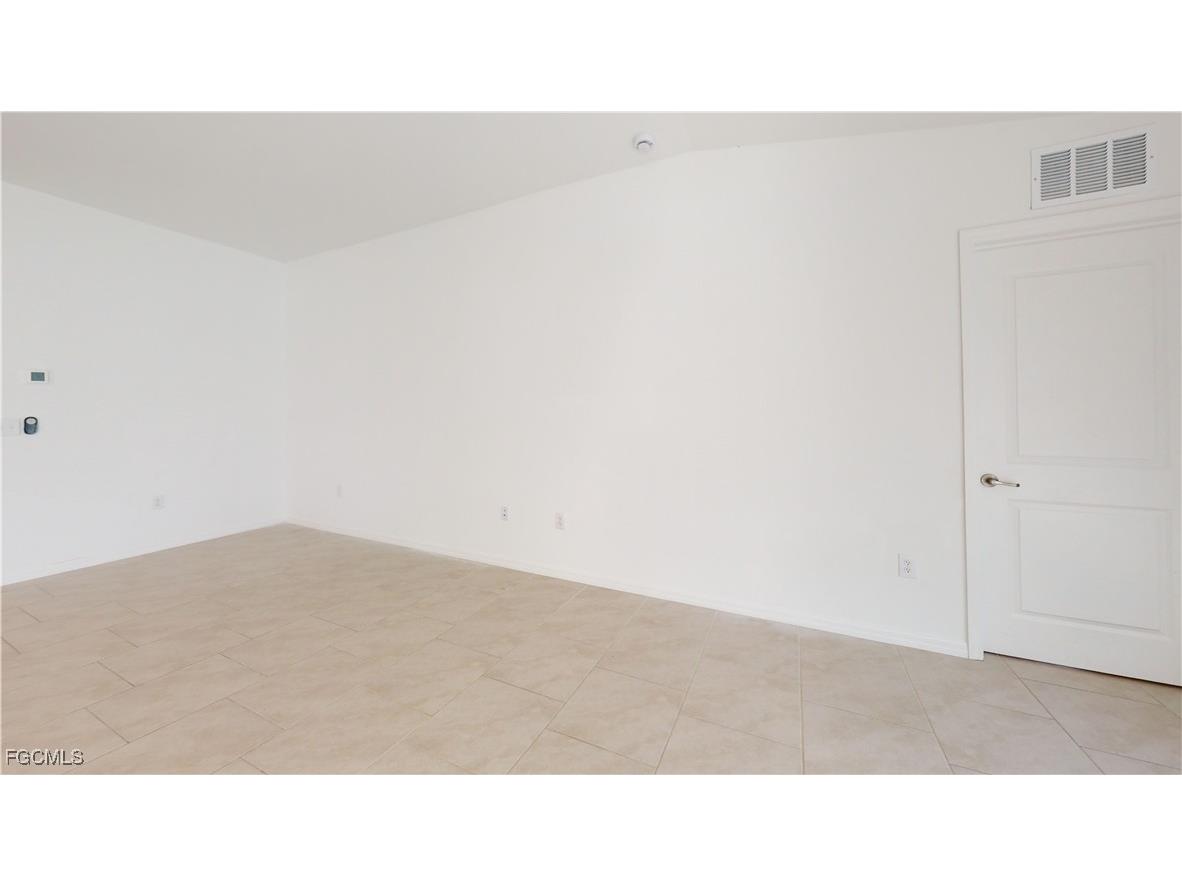 3530 NE 21st Avenue Cape Coral FL 33909 2025010497 image24