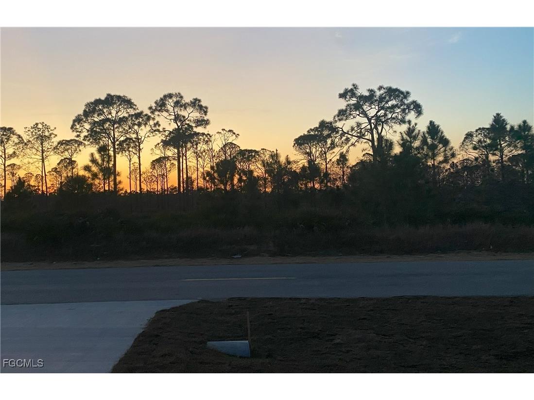 3530 NE 21st Avenue Cape Coral FL 33909 2025010497 image8