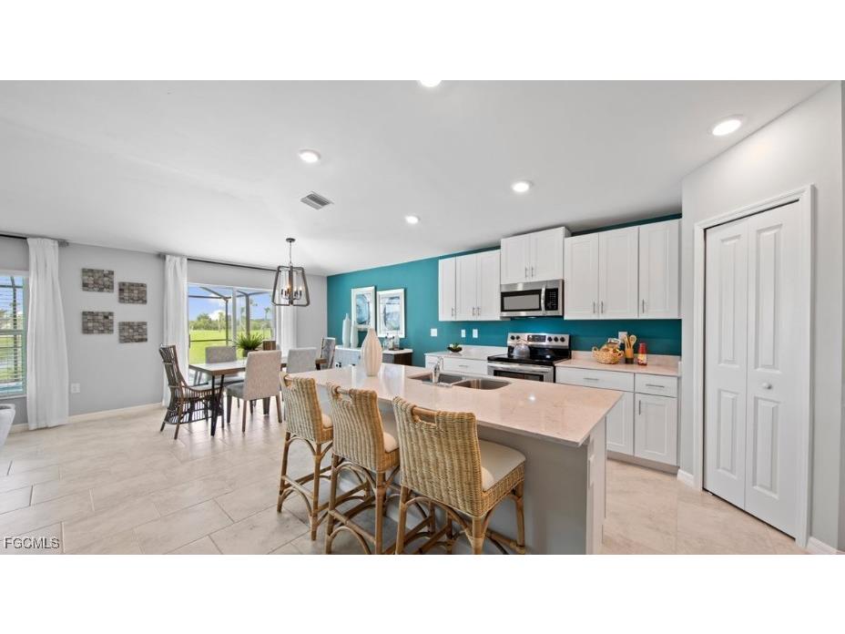 3530 NE 21st Avenue Cape Coral FL 33909 2025010497 image9