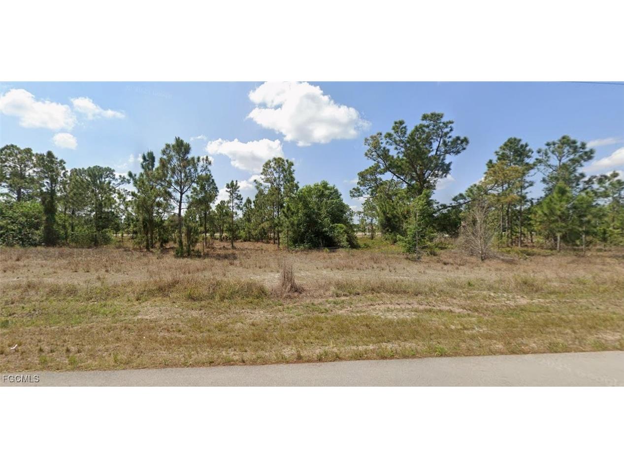 3534 Meadow Road Lehigh Acres FL 33974 2025025000 image5
