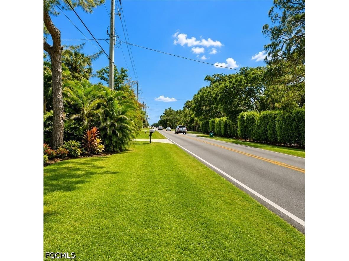 3534 White Boulevard Naples FL 34117 2026022320 image2