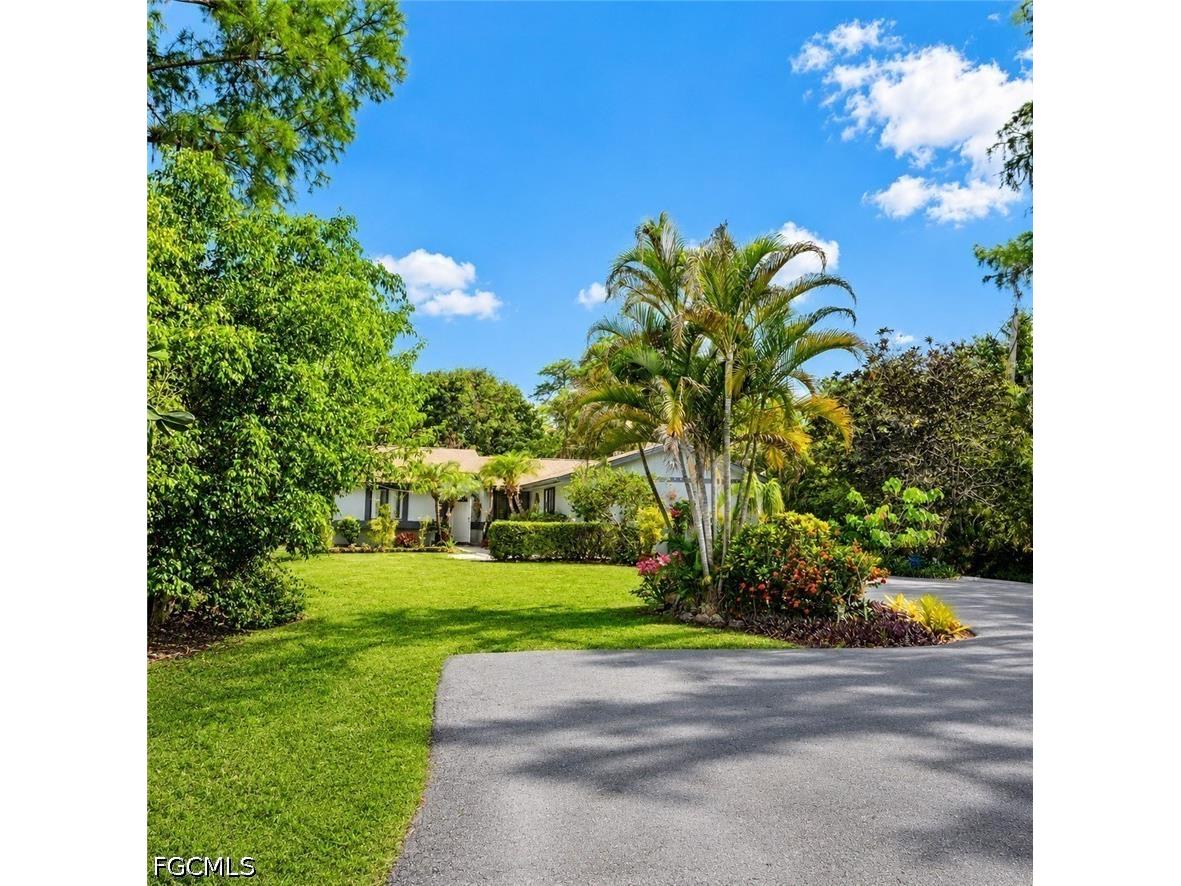 3534 White Boulevard Naples FL 34117 2026022320 image3