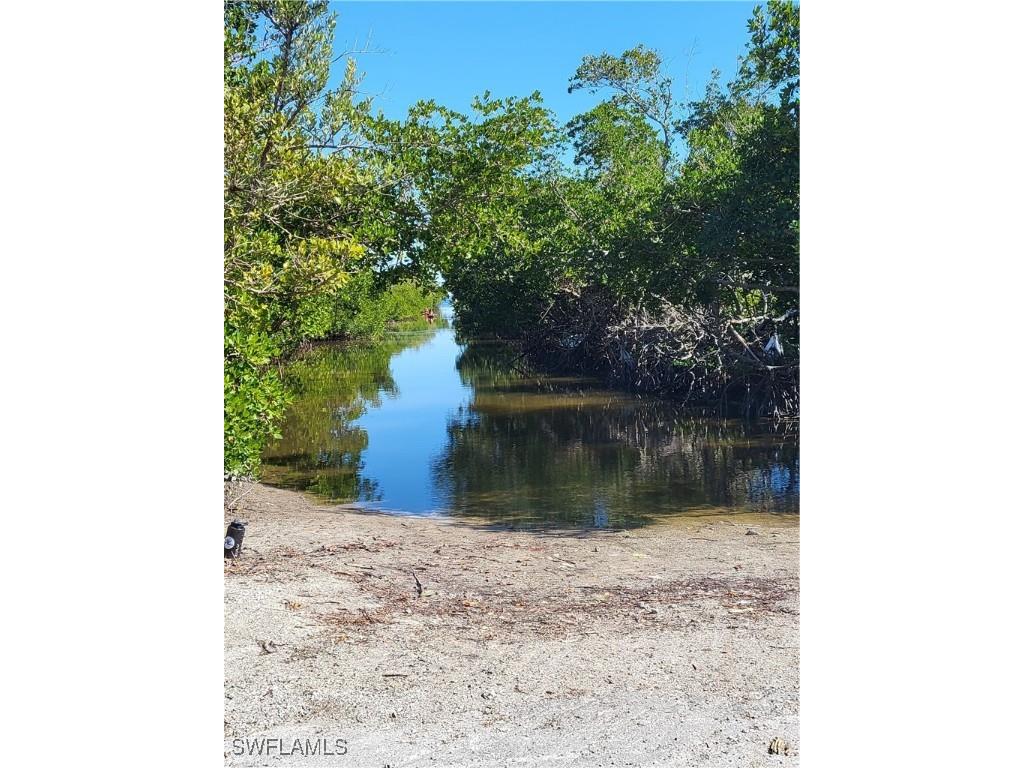 3535 Papaya Street Saint James City FL 33956 224075382 image1