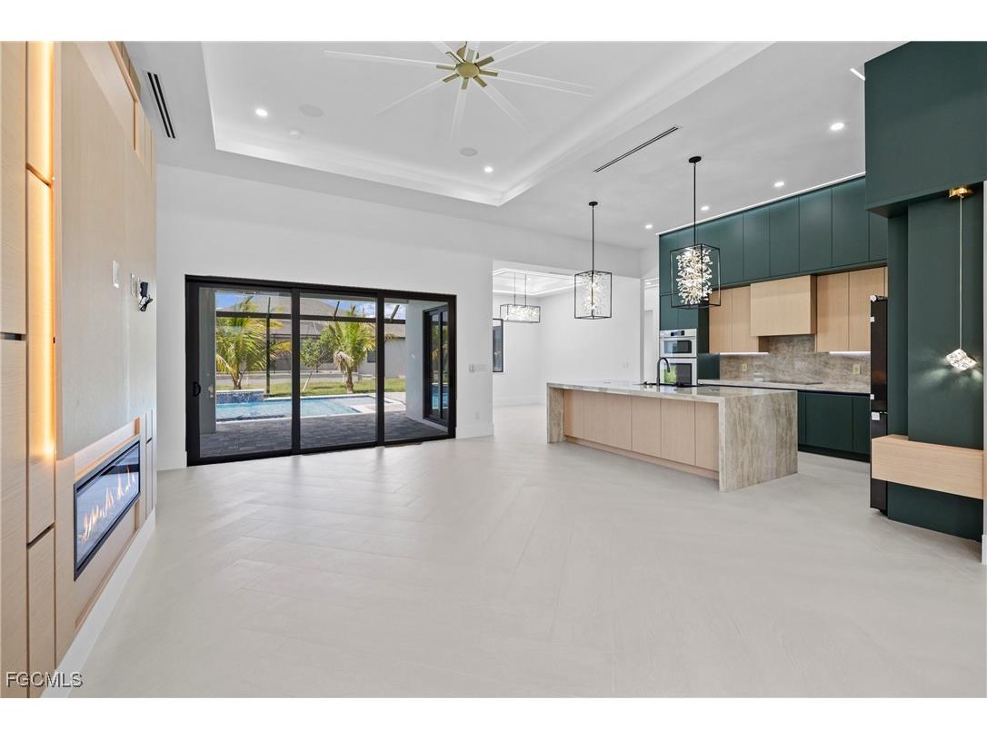 3535 SW 4th Lane Cape Coral FL 33991 2025004840 image12