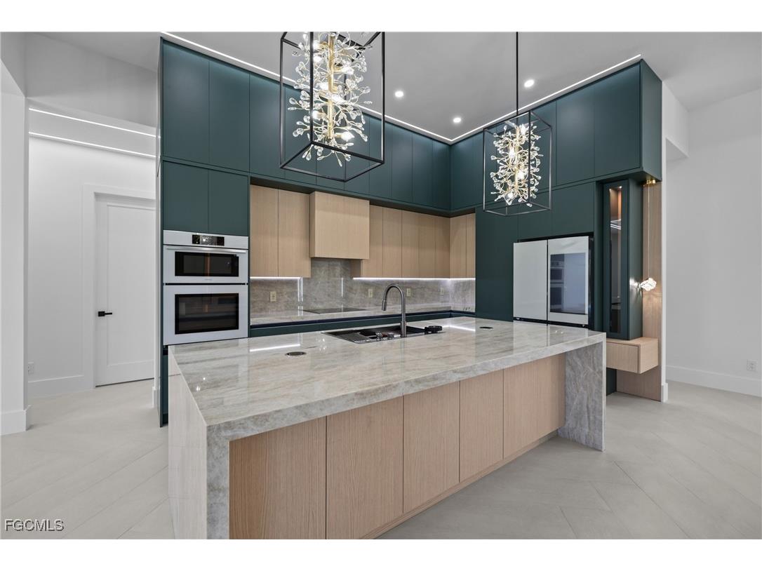 3535 SW 4th Lane Cape Coral FL 33991 2025004840 image14