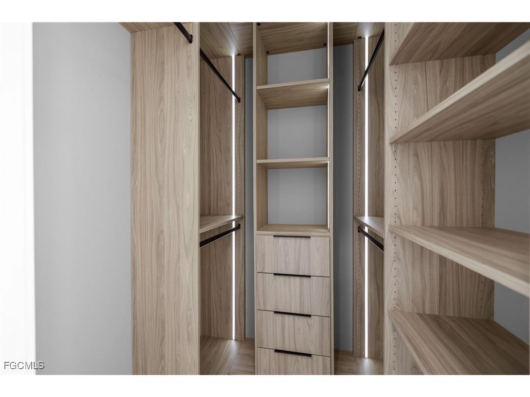 3535 SW 4th Lane Cape Coral FL 33991 2025004840 image25