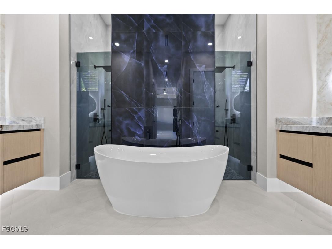 3535 SW 4th Lane Cape Coral FL 33991 2025004840 image26