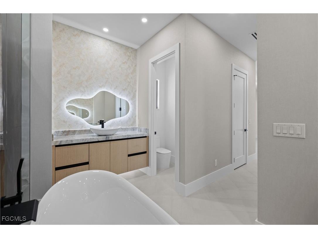 3535 SW 4th Lane Cape Coral FL 33991 2025004840 image31