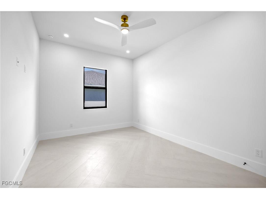 3535 SW 4th Lane Cape Coral FL 33991 2025004840 image32