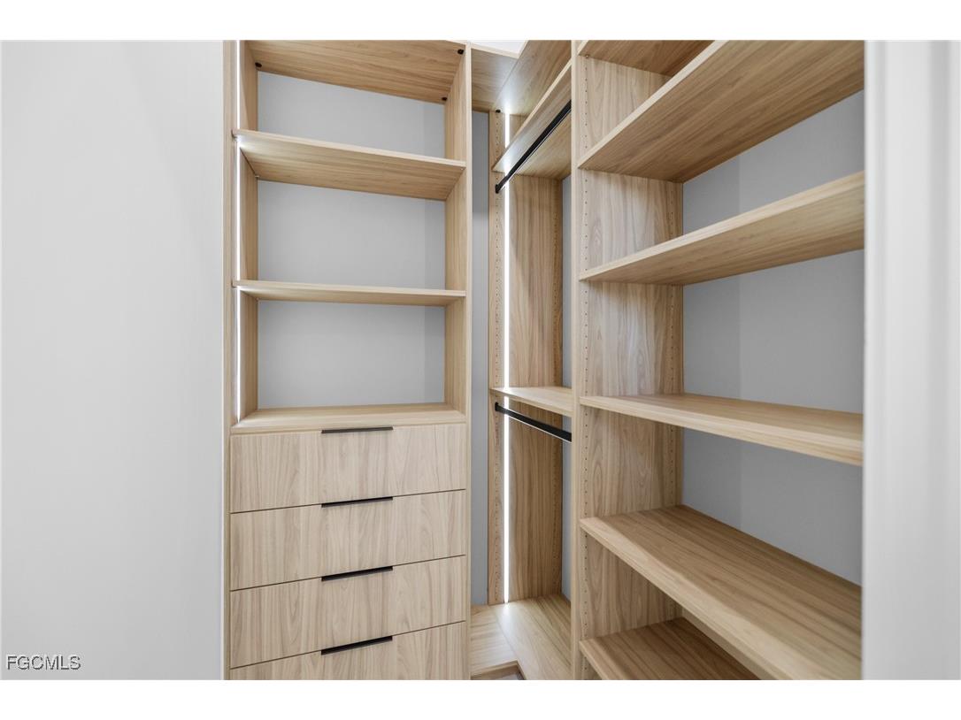 3535 SW 4th Lane Cape Coral FL 33991 2025004840 image33