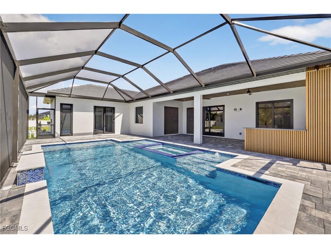 3535 SW 4th Lane Cape Coral FL 33991 2025004840 image40