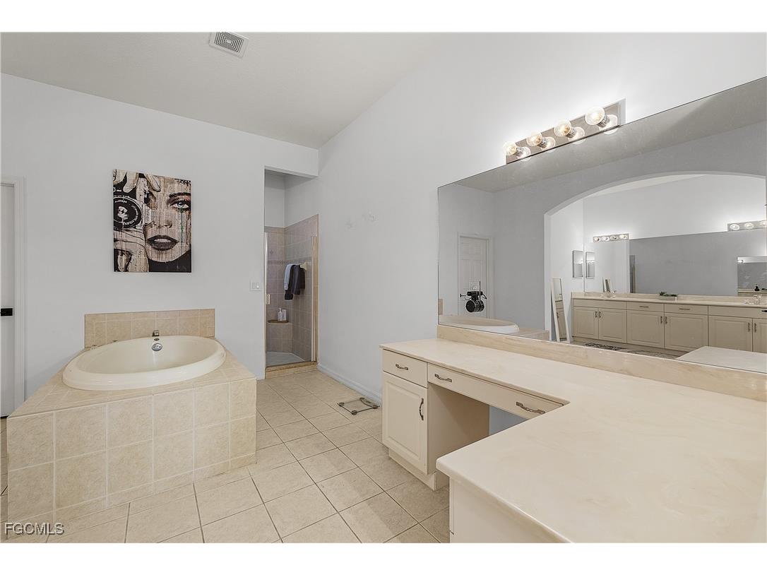 3536 Cherry Blossom Court #204 Estero FL 33928 2025017209 image19