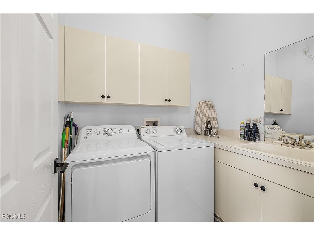 3536 Cherry Blossom Court #204 Estero FL 33928 2025017209 image34