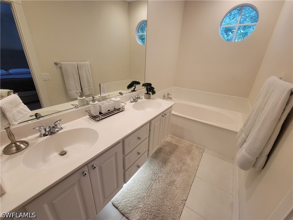 3536 Islandwalk Circle Naples FL 34119 226025262 image24