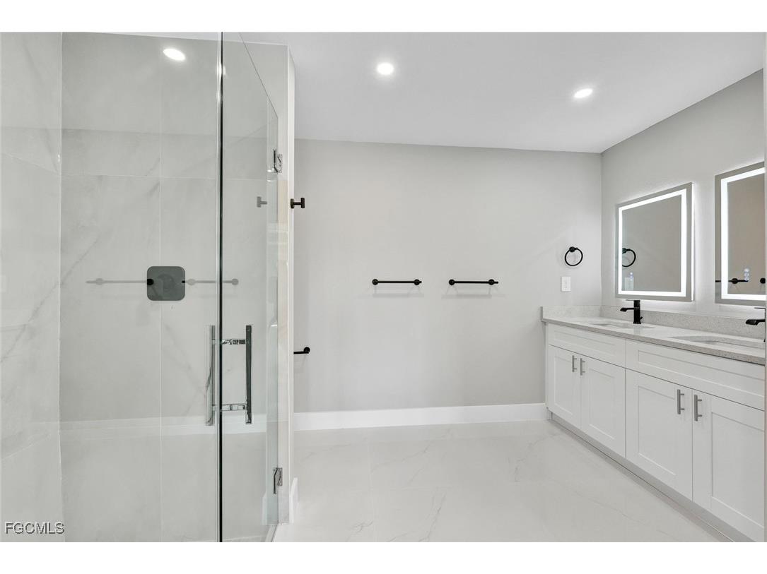 3537 NE 21st Avenue Cape Coral FL 33909 2026003686 image18