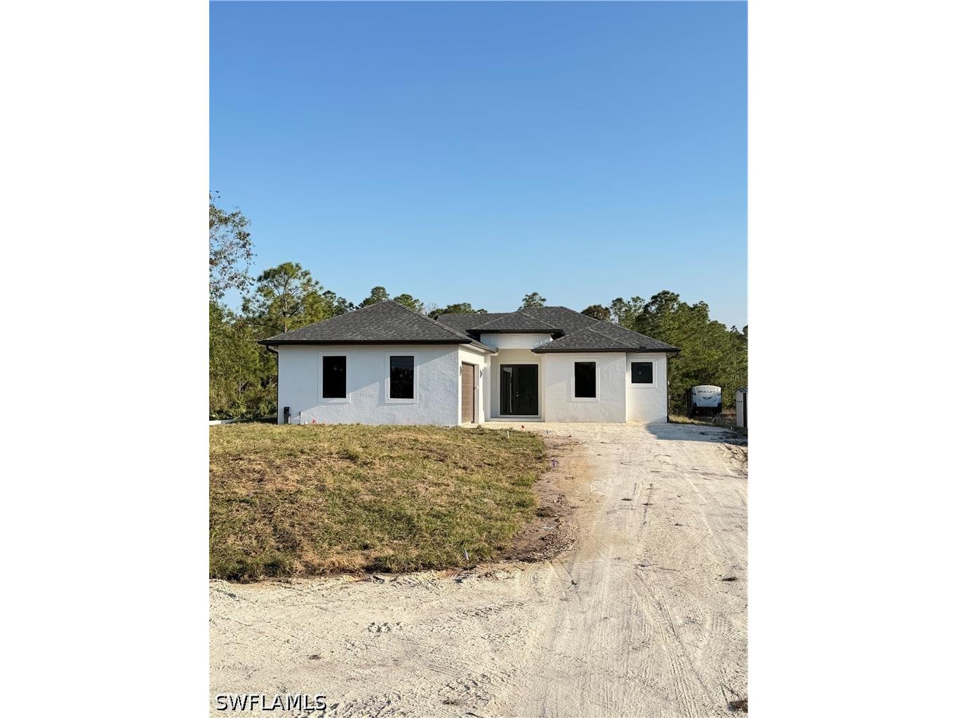 3538 29th Avenue NE Naples FL 34120 226015636 image1