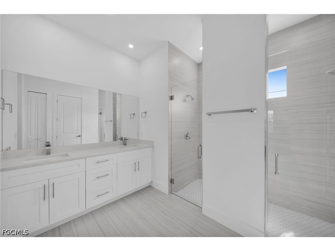 3539 NE 14th Place Cape Coral FL 33909 2026018571 image17