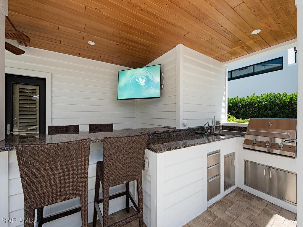 354 1st Avenue N Naples FL 34102 225075485 image11