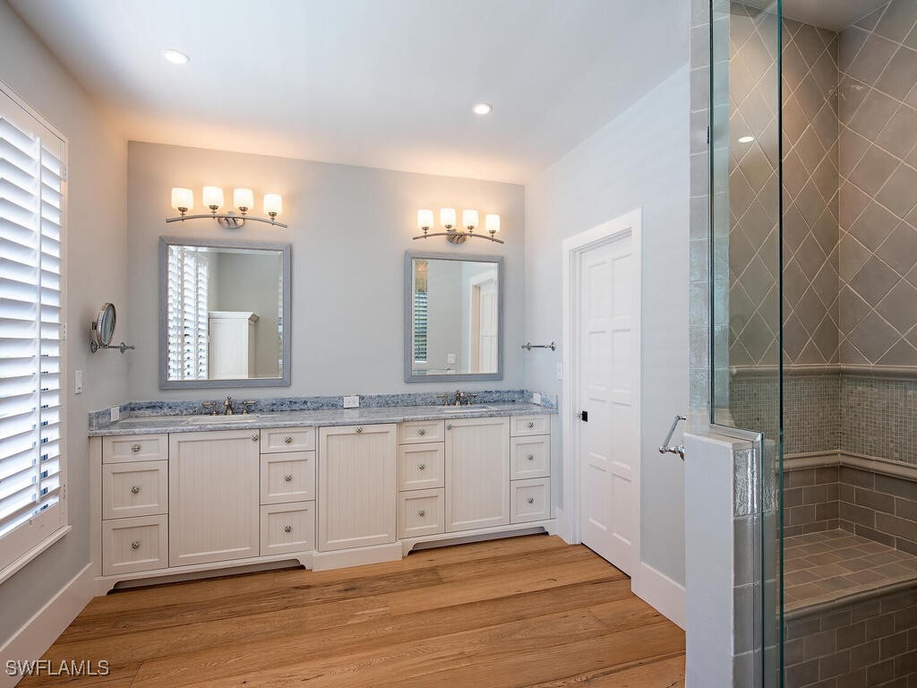 354 1st Avenue N Naples FL 34102 225075485 image18