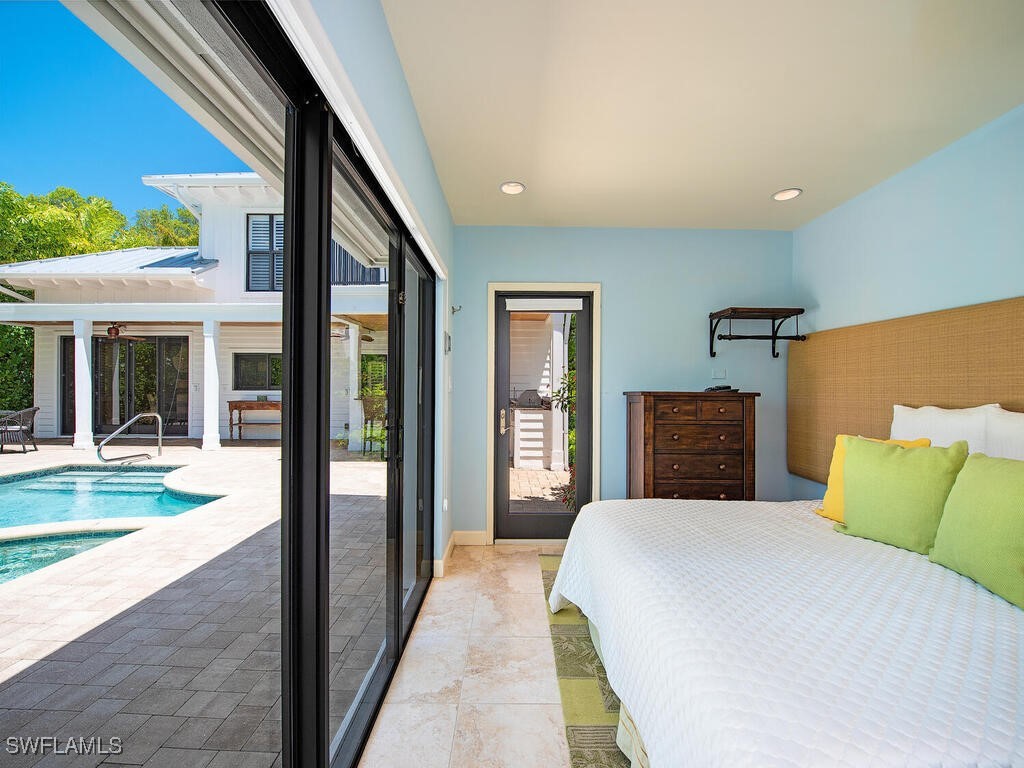 354 1st Avenue N Naples FL 34102 225075485 image23