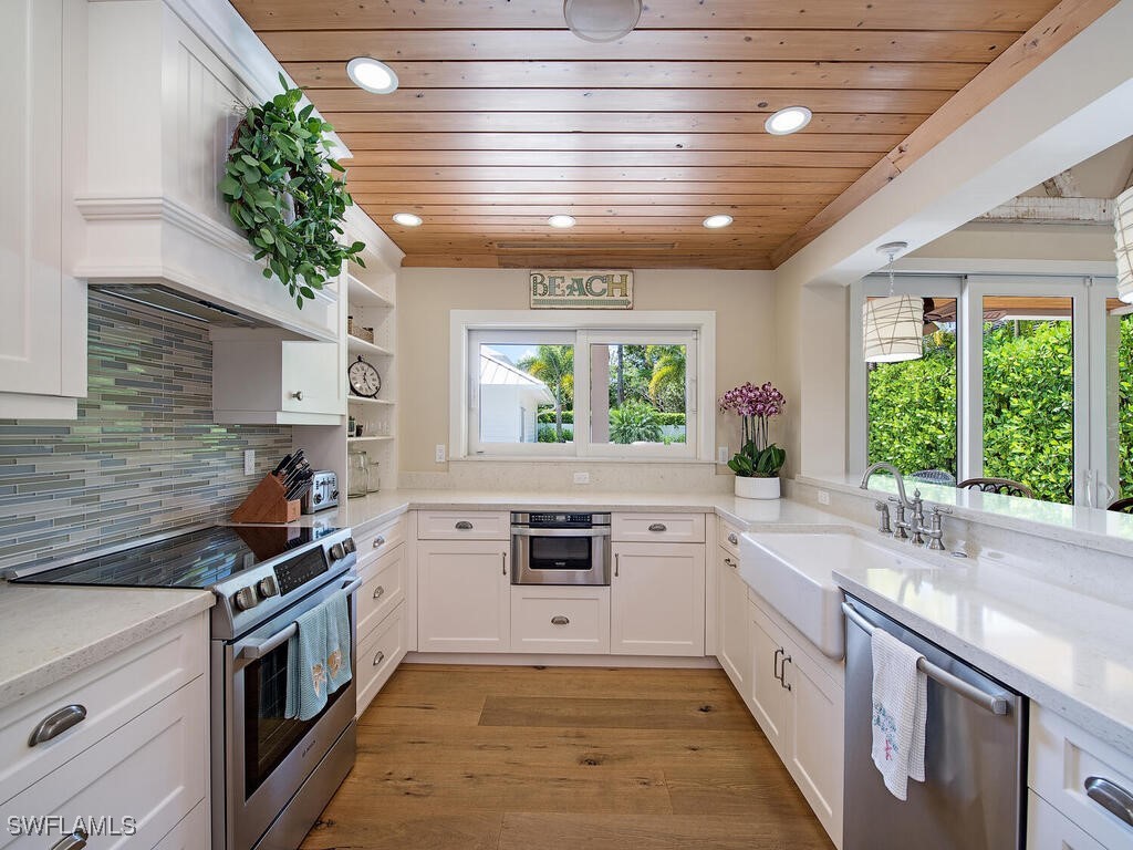 354 1st Avenue N Naples FL 34102 225075485 image6