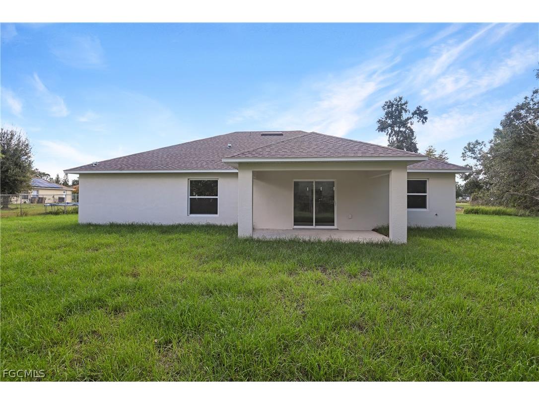 354 Hermosa Avenue Lehigh Acres FL 33974 2026011731 image3