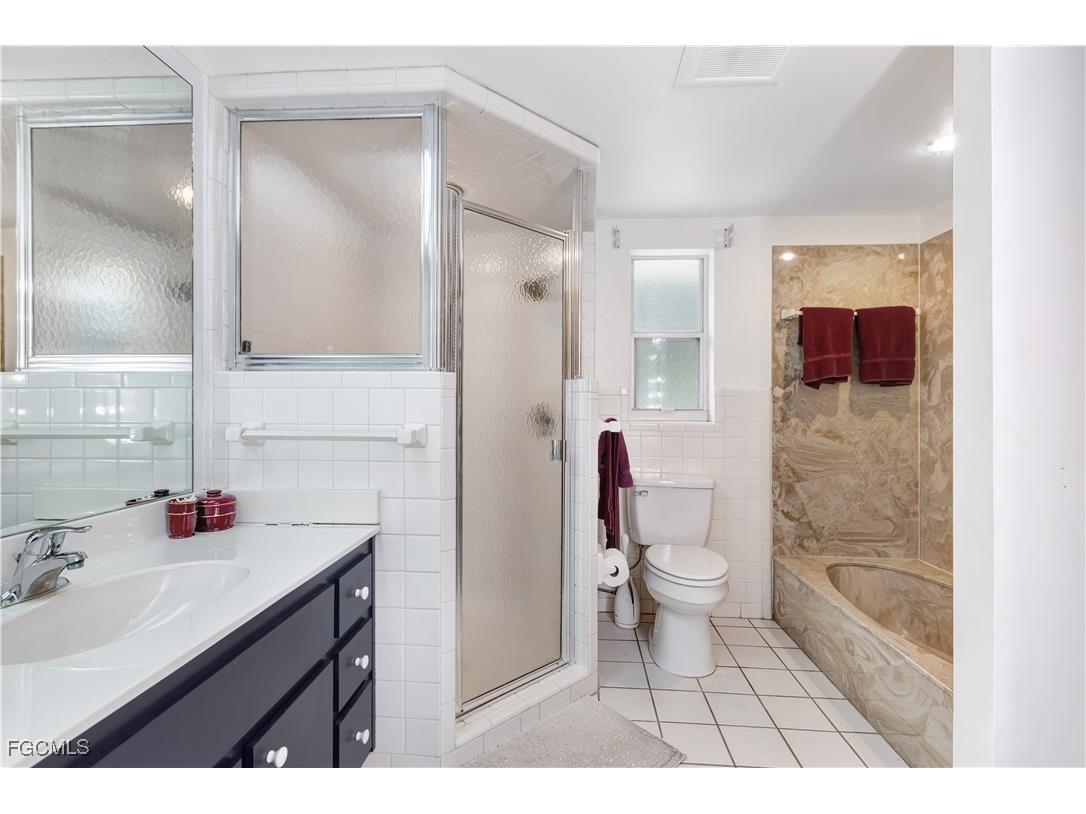 3540 Avocado Drive Fort Myers FL 33901 2025024220 image19