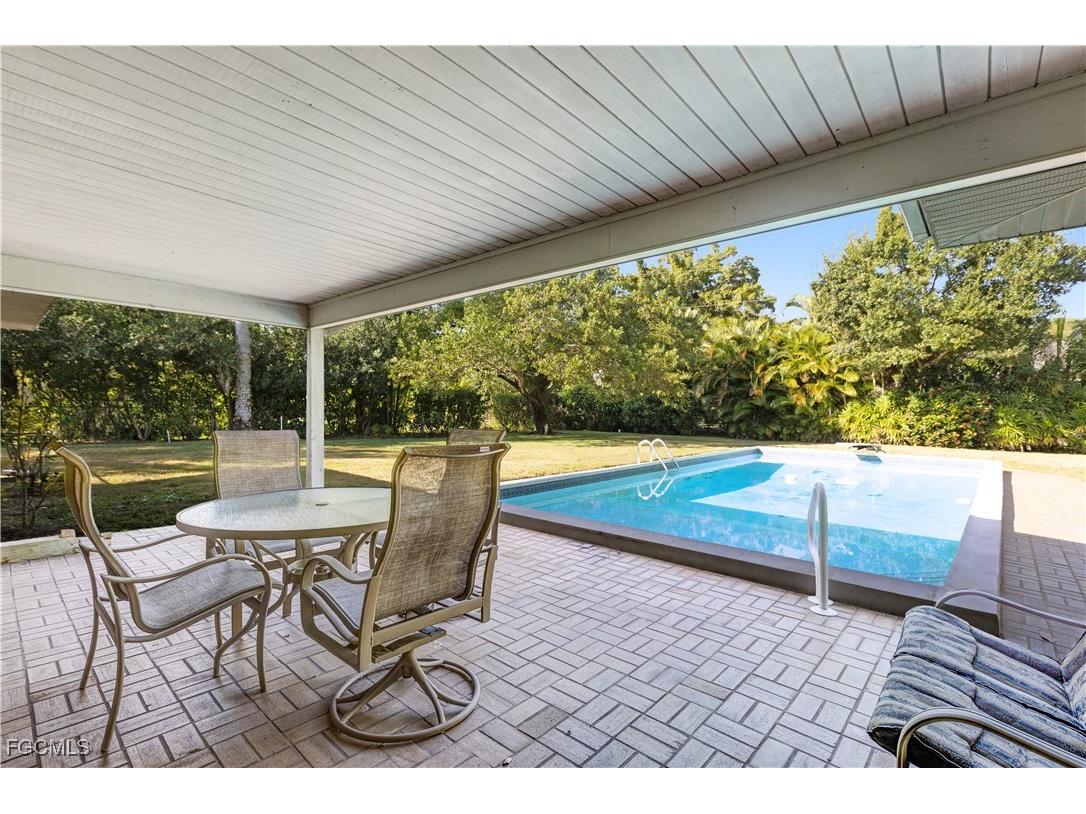 3540 Avocado Drive Fort Myers FL 33901 2025024220 image34