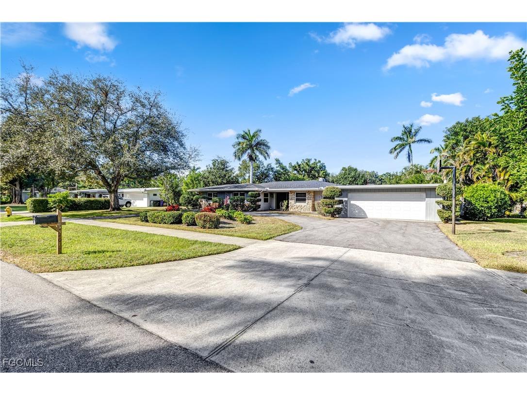 3540 Avocado Drive Fort Myers FL 33901 2025024220 image39