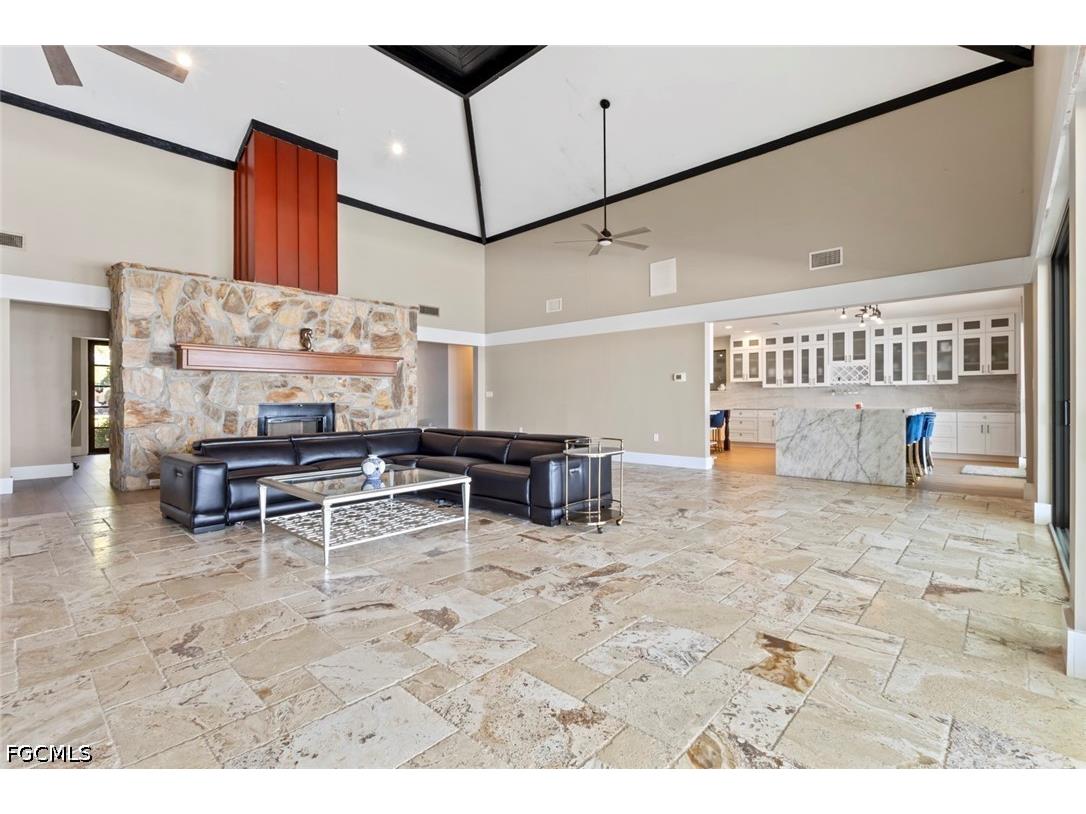 3540 Stuart Court Fort Myers FL 33901 2026013591 image5