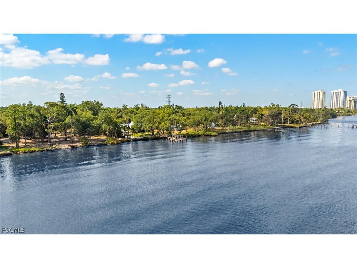 3541-3543 E Riverside Drive Fort Myers FL 33916 2026013757 image15
