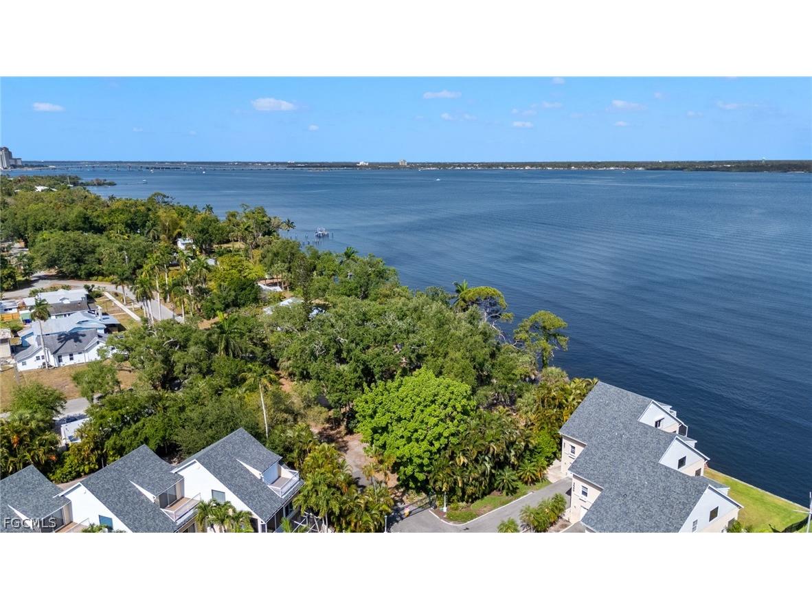 3541-3543 E Riverside Drive Fort Myers FL 33916 2026013757 image25