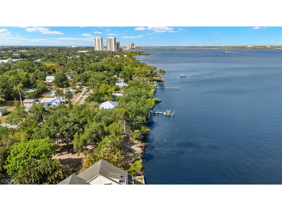 3541-3543 E Riverside Drive Fort Myers FL 33916 2026013757 image3