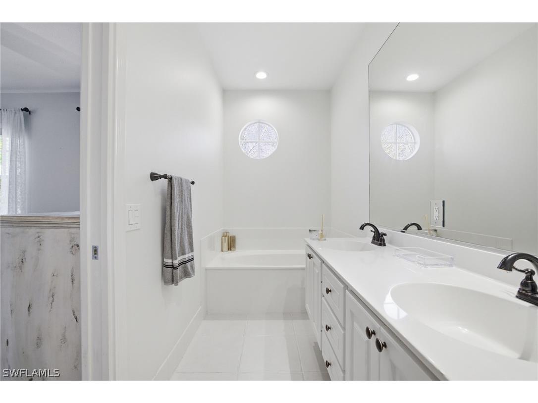 3542 Zanzibar Way Naples FL 34119 226007546 image32