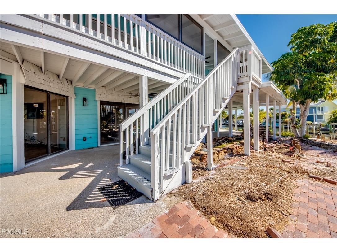 3544 Emerald Avenue Saint James City FL 33956 2025024059 image2