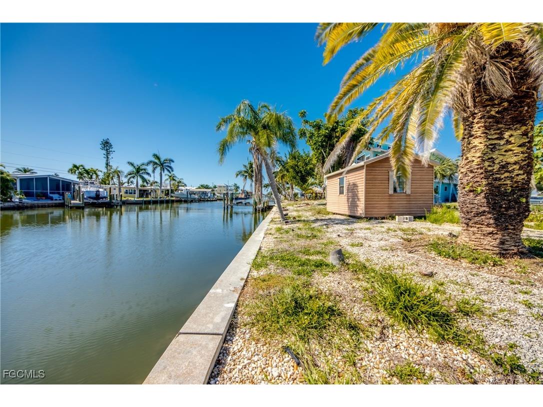 3544 Emerald Avenue Saint James City FL 33956 2025024059 image28