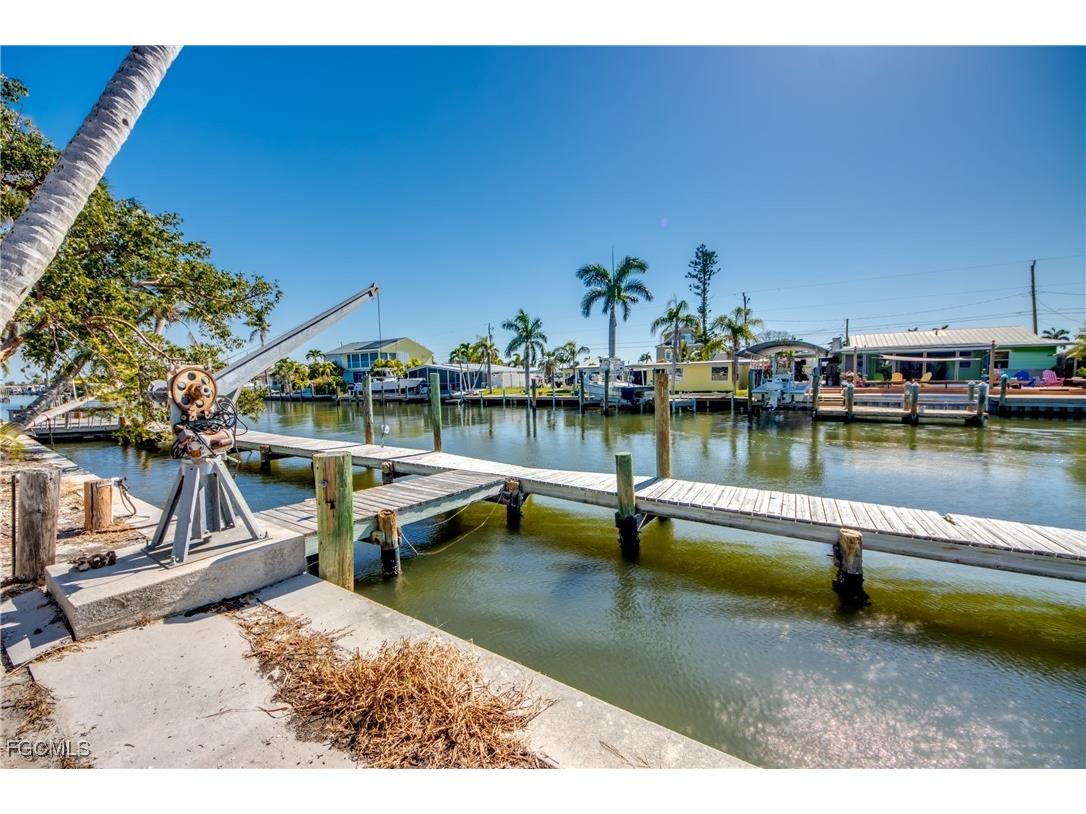 3544 Emerald Avenue Saint James City FL 33956 2025024059 image41